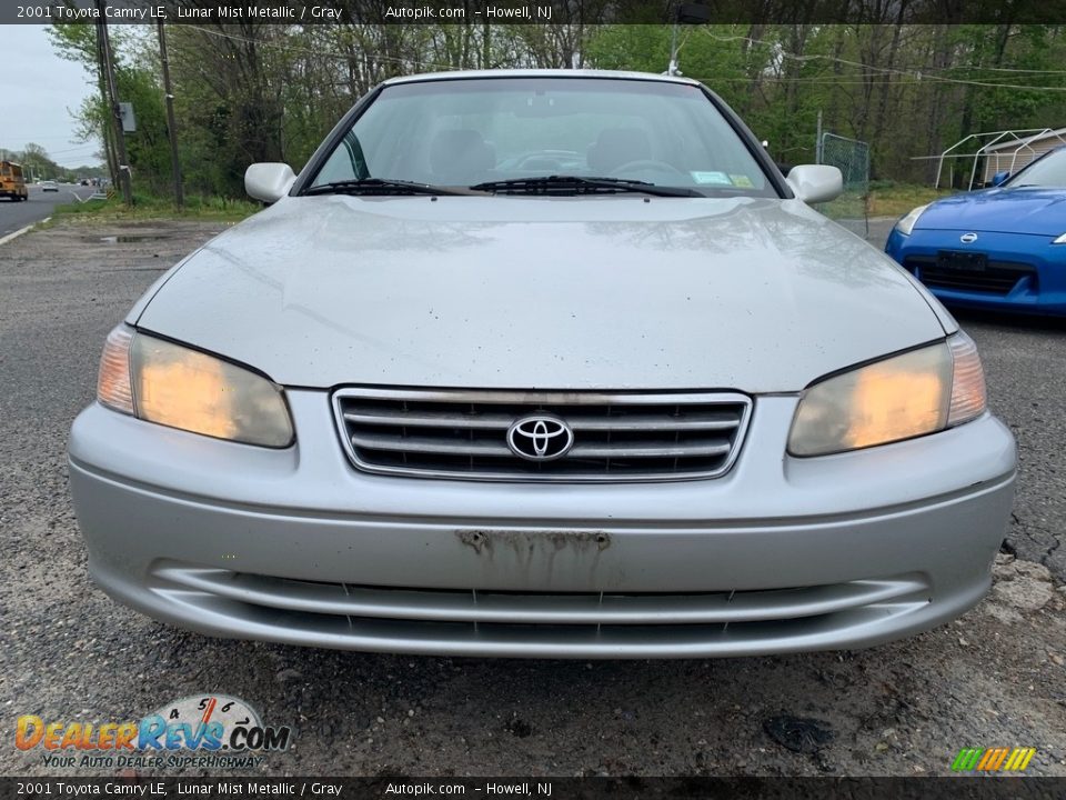 2001 Toyota Camry LE Lunar Mist Metallic / Gray Photo #8