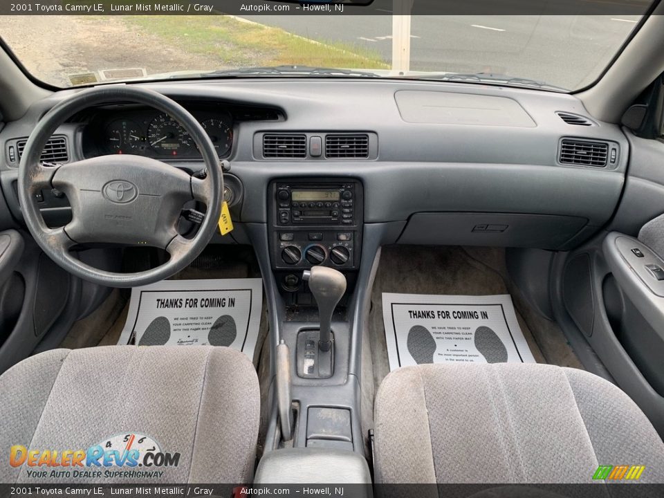 2001 Toyota Camry LE Lunar Mist Metallic / Gray Photo #13