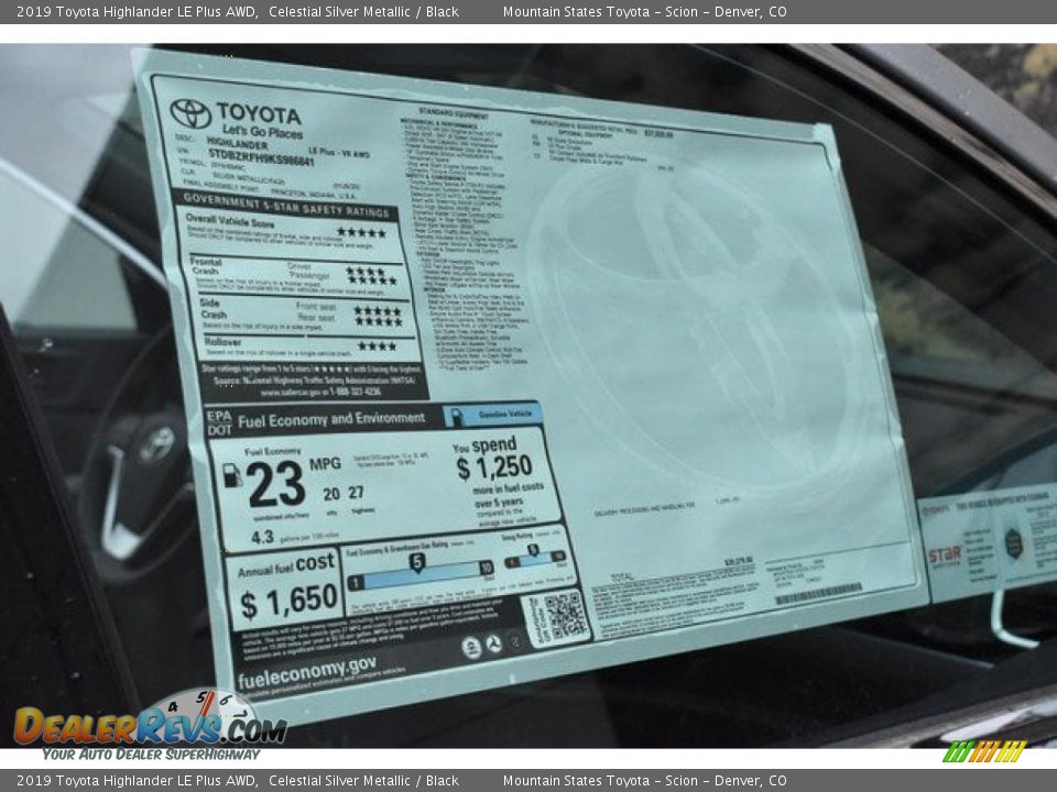 2019 Toyota Highlander LE Plus AWD Celestial Silver Metallic / Black Photo #11