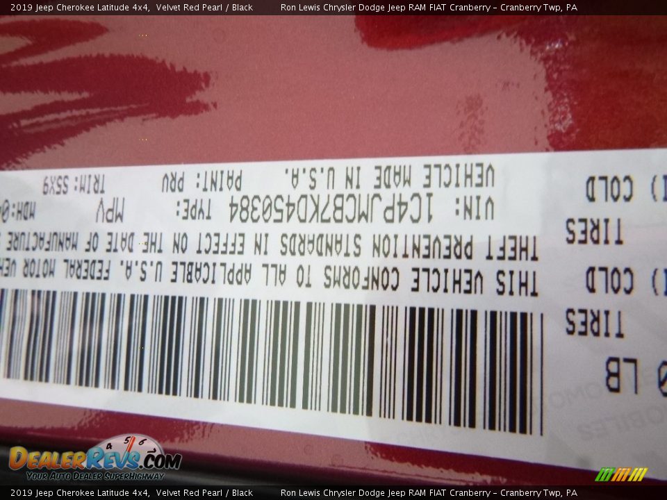 2019 Jeep Cherokee Latitude 4x4 Velvet Red Pearl / Black Photo #16