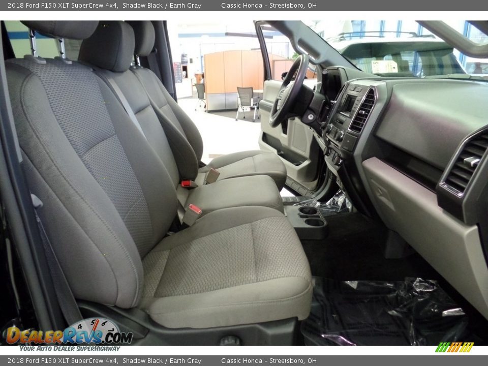 2018 Ford F150 XLT SuperCrew 4x4 Shadow Black / Earth Gray Photo #16