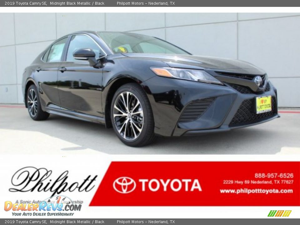 2019 Toyota Camry SE Midnight Black Metallic / Black Photo #1