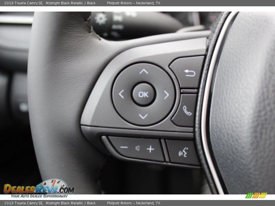 2019 Toyota Camry SE Midnight Black Metallic / Black Photo #14