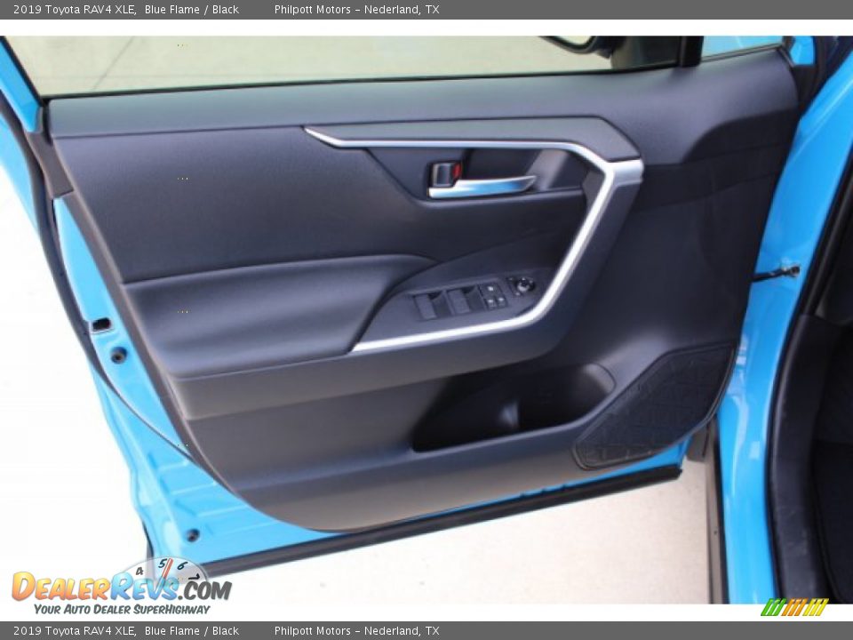 2019 Toyota RAV4 XLE Blue Flame / Black Photo #9