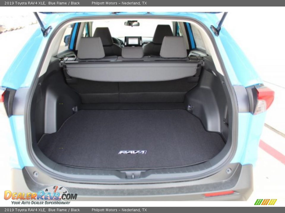 2019 Toyota RAV4 XLE Blue Flame / Black Photo #13