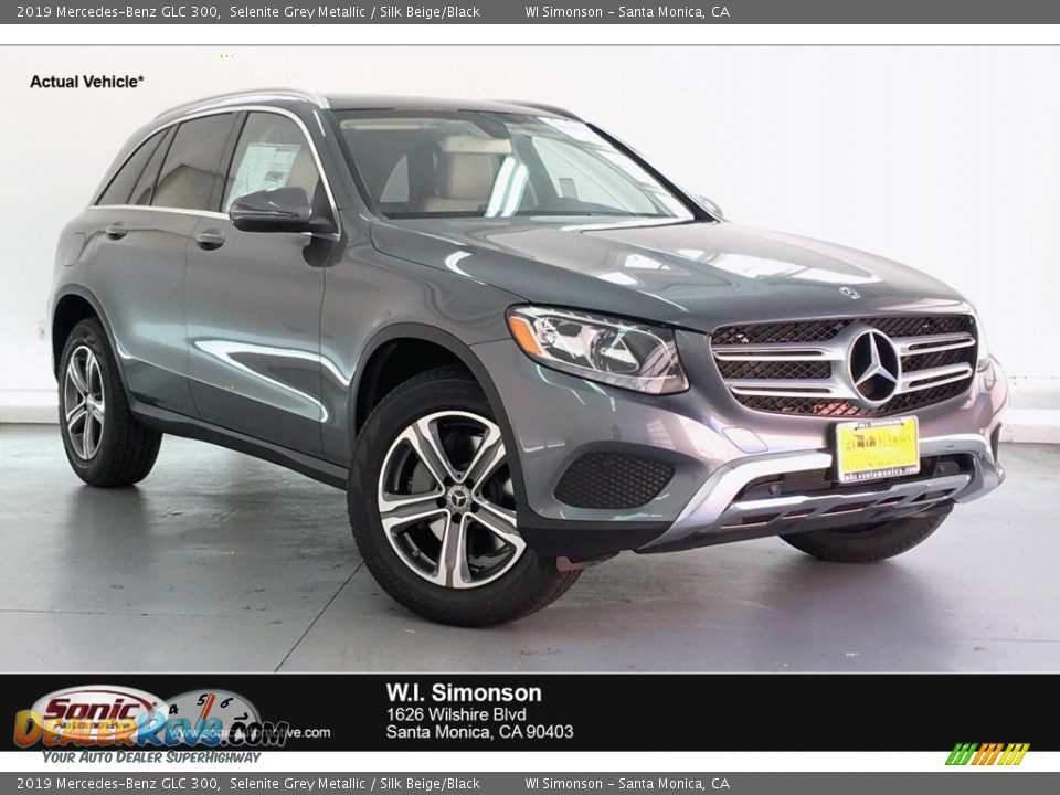 2019 Mercedes-Benz GLC 300 Selenite Grey Metallic / Silk Beige/Black Photo #1
