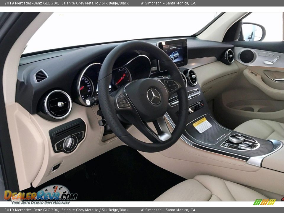 2019 Mercedes-Benz GLC 300 Selenite Grey Metallic / Silk Beige/Black Photo #4
