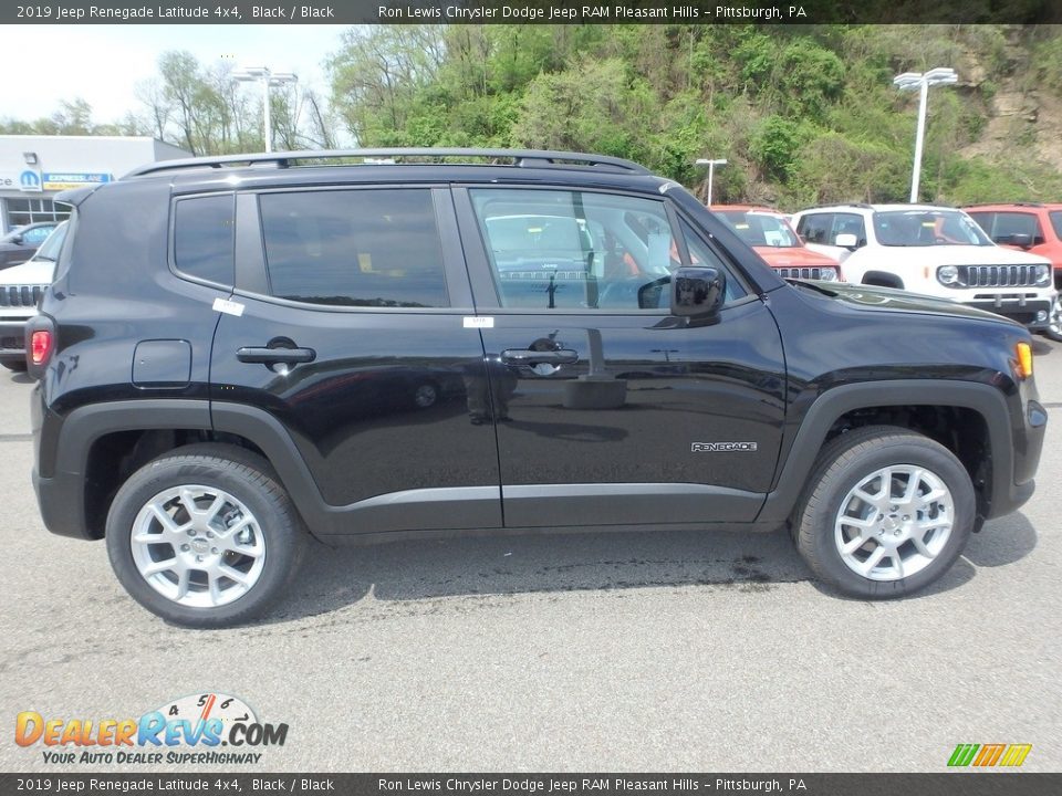 2019 Jeep Renegade Latitude 4x4 Black / Black Photo #7