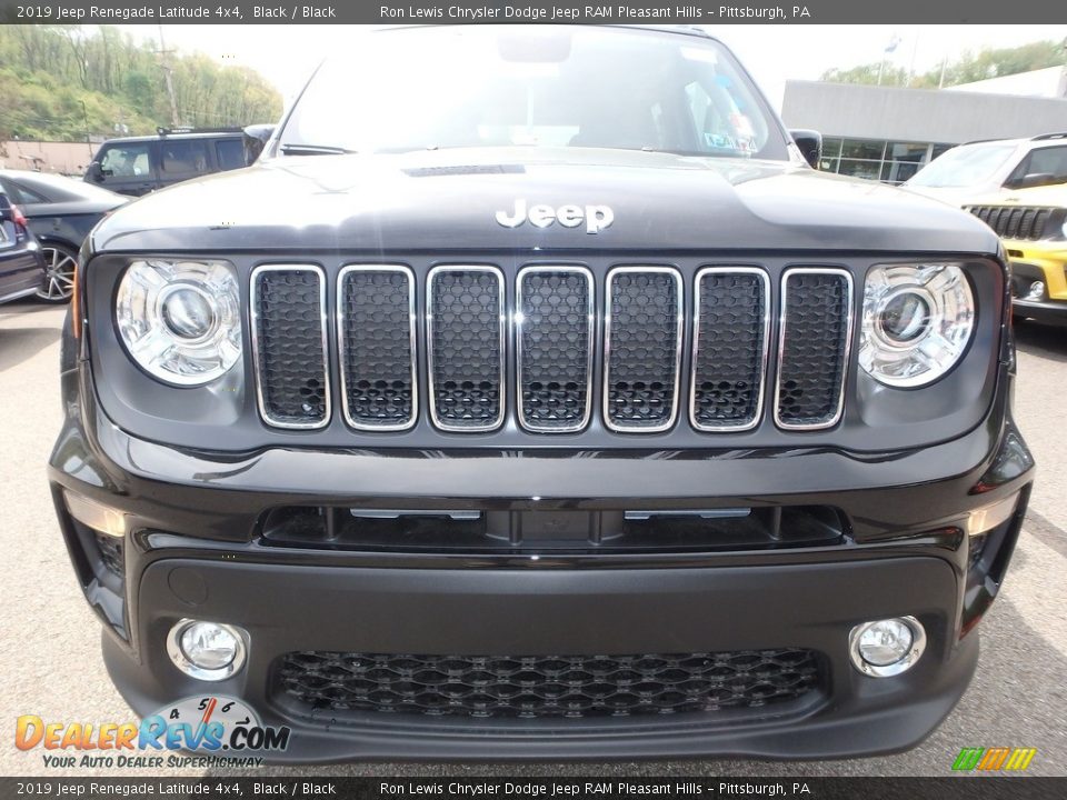 2019 Jeep Renegade Latitude 4x4 Black / Black Photo #9