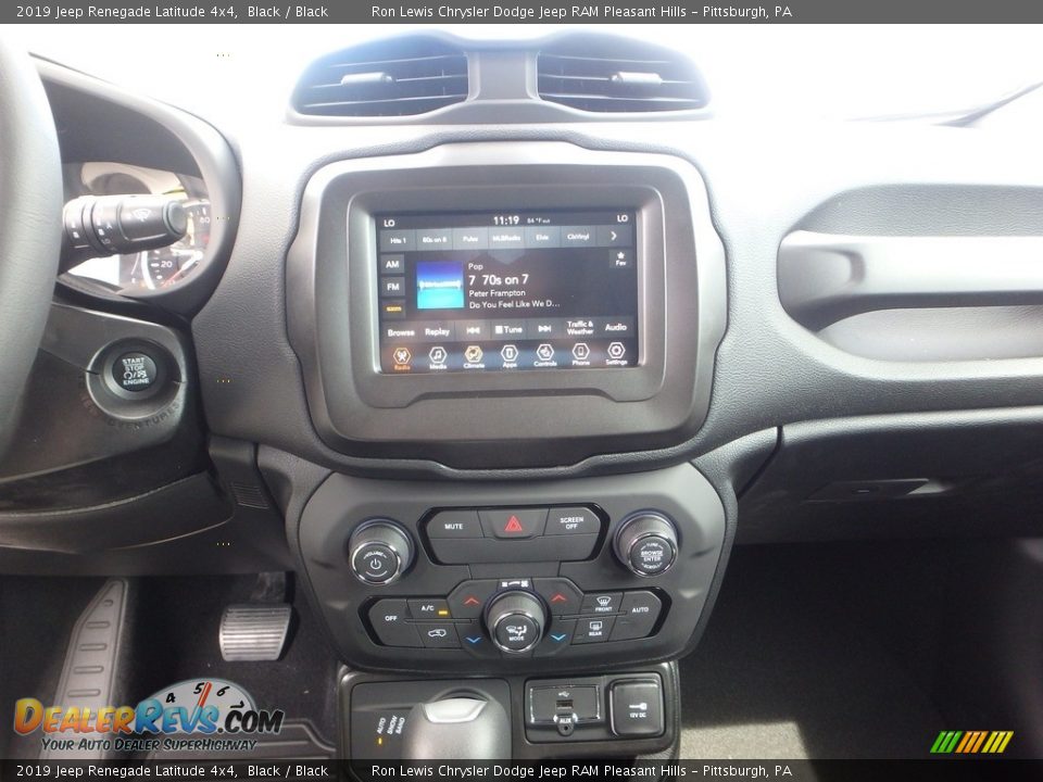2019 Jeep Renegade Latitude 4x4 Black / Black Photo #17