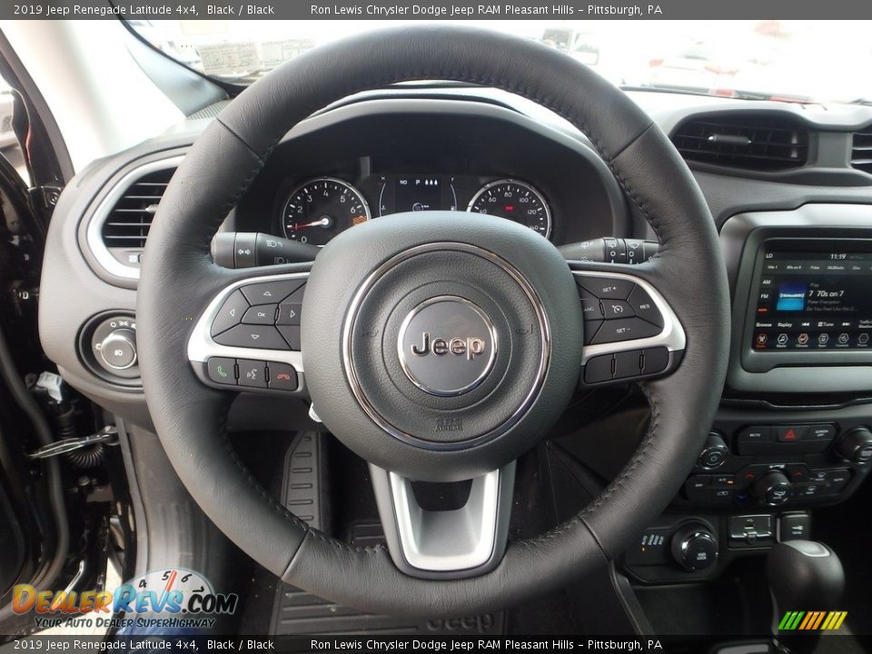2019 Jeep Renegade Latitude 4x4 Black / Black Photo #18