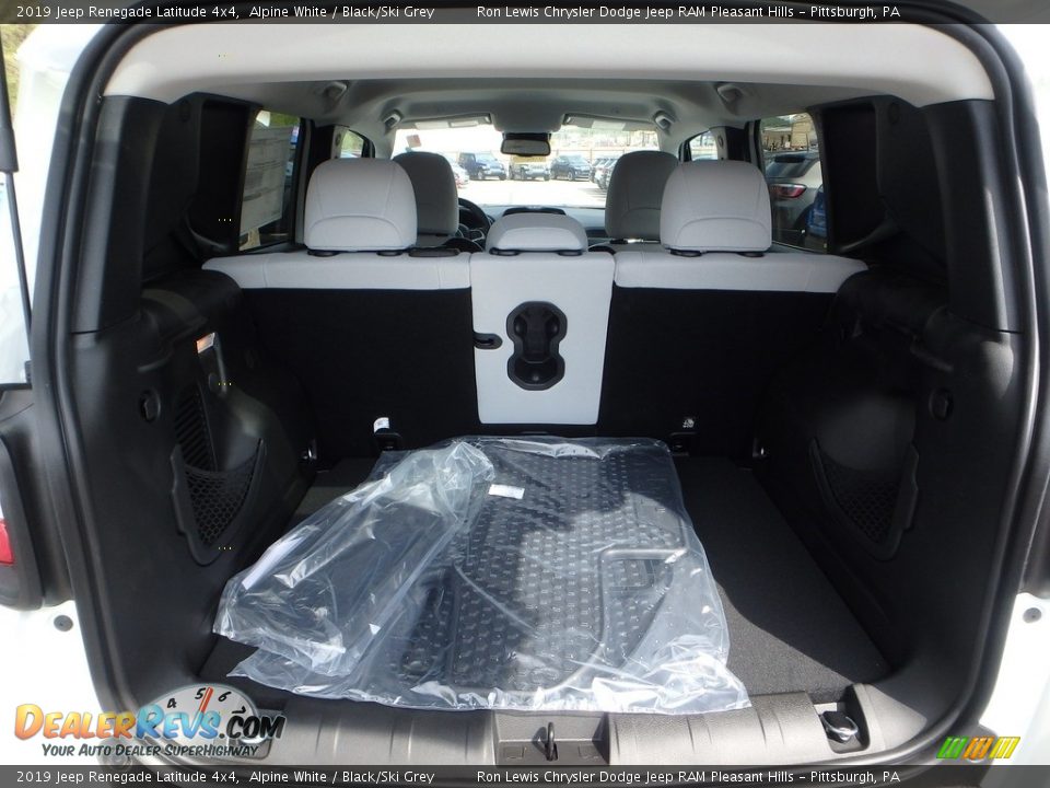 2019 Jeep Renegade Latitude 4x4 Alpine White / Black/Ski Grey Photo #5