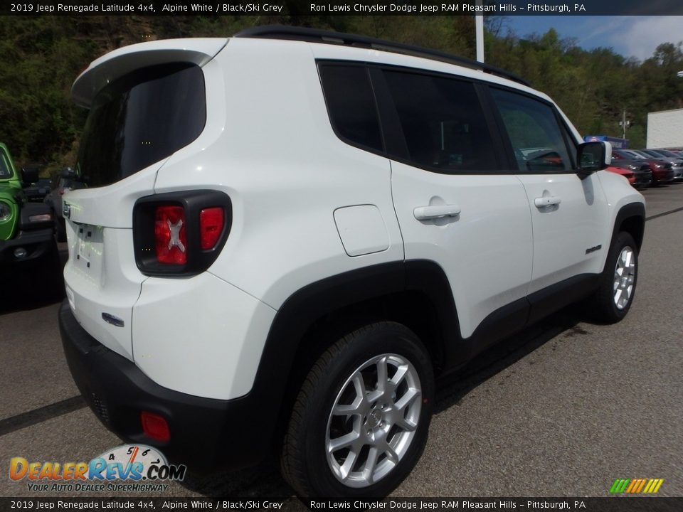 2019 Jeep Renegade Latitude 4x4 Alpine White / Black/Ski Grey Photo #6