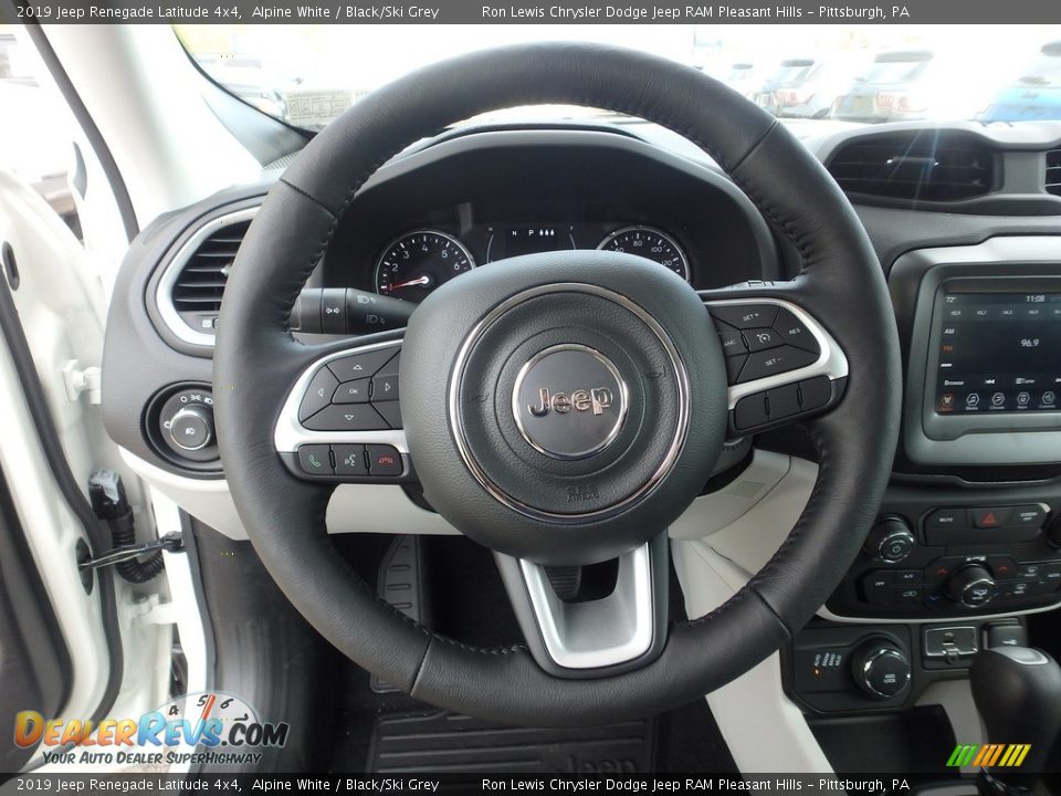 2019 Jeep Renegade Latitude 4x4 Alpine White / Black/Ski Grey Photo #18