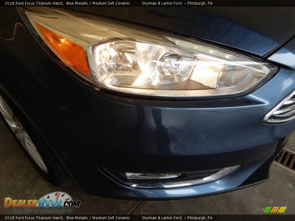 2018 Ford Focus Titanium Hatch Blue Metallic / Medium Soft Ceramic Photo #2