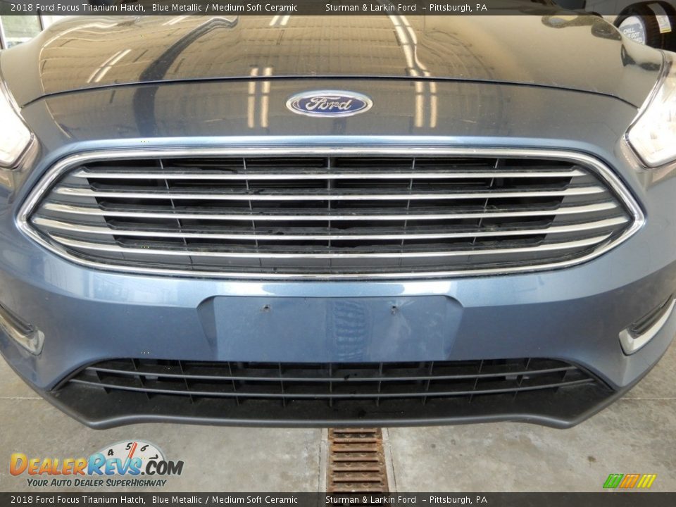 2018 Ford Focus Titanium Hatch Blue Metallic / Medium Soft Ceramic Photo #12