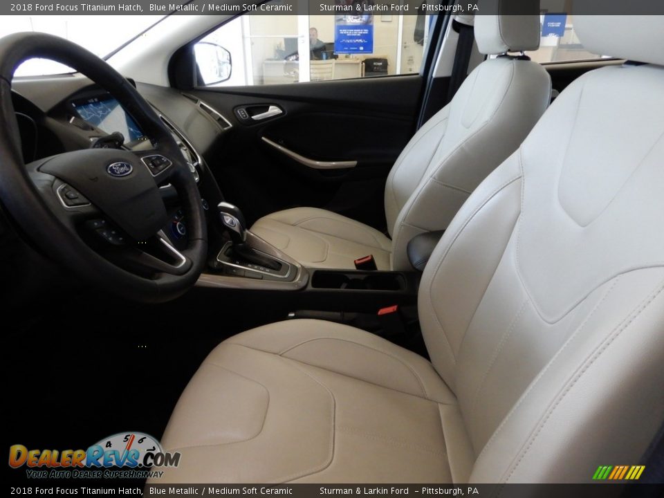 2018 Ford Focus Titanium Hatch Blue Metallic / Medium Soft Ceramic Photo #15
