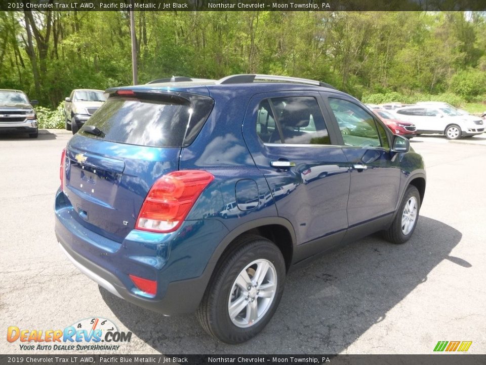 2019 Chevrolet Trax LT AWD Pacific Blue Metallic / Jet Black Photo #5