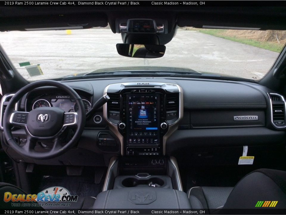 2019 Ram 2500 Laramie Crew Cab 4x4 Diamond Black Crystal Pearl / Black Photo #13