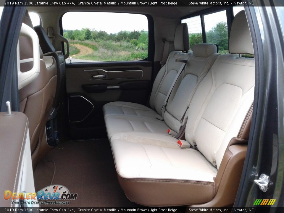 2019 Ram 1500 Laramie Crew Cab 4x4 Granite Crystal Metallic / Mountain Brown/Light Frost Beige Photo #12