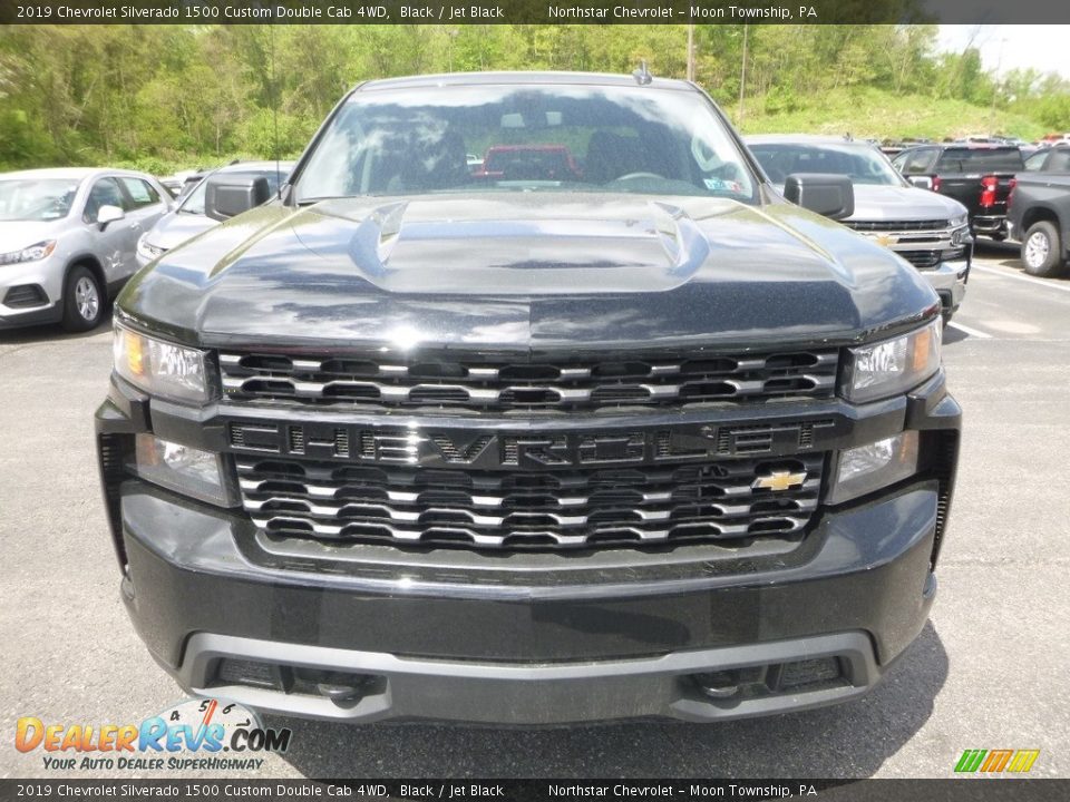 2019 Chevrolet Silverado 1500 Custom Double Cab 4WD Black / Jet Black Photo #9