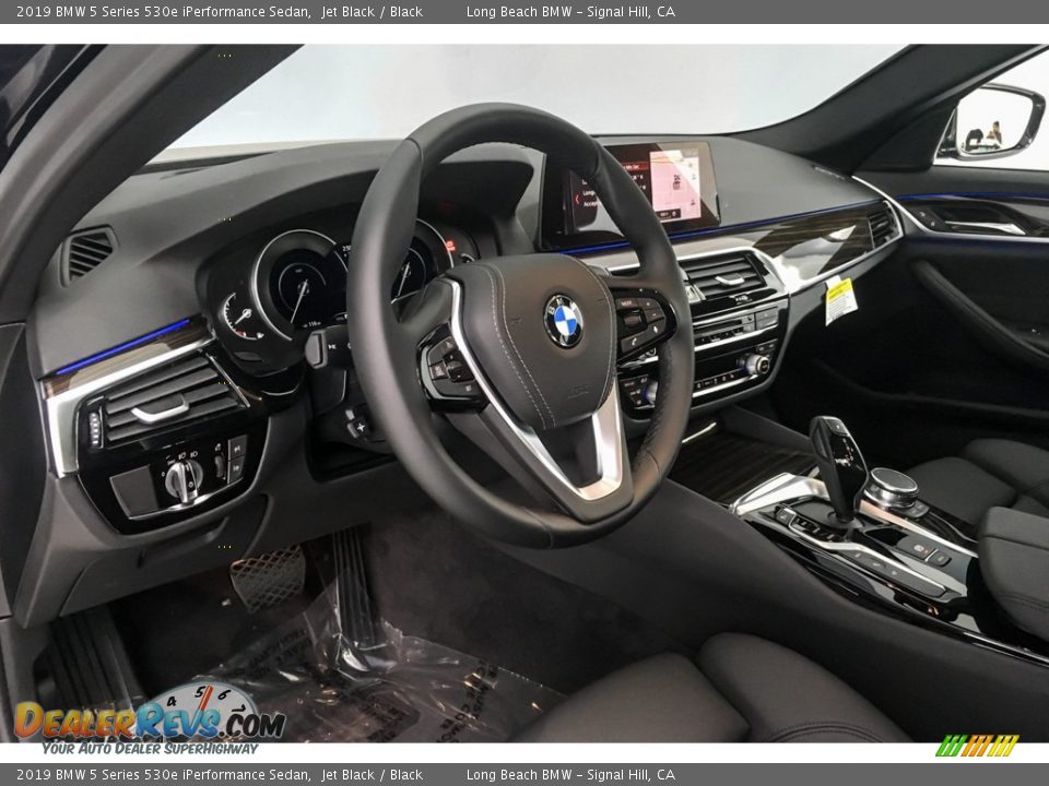 2019 BMW 5 Series 530e iPerformance Sedan Jet Black / Black Photo #4