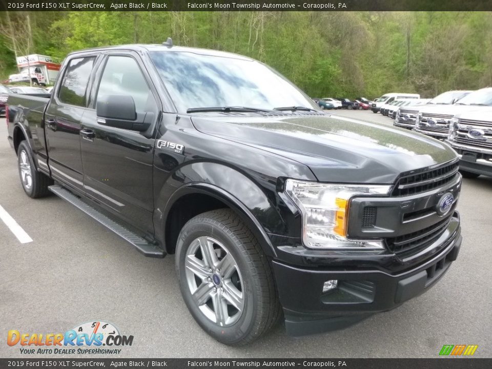 Front 3/4 View of 2019 Ford F150 XLT SuperCrew Photo #3