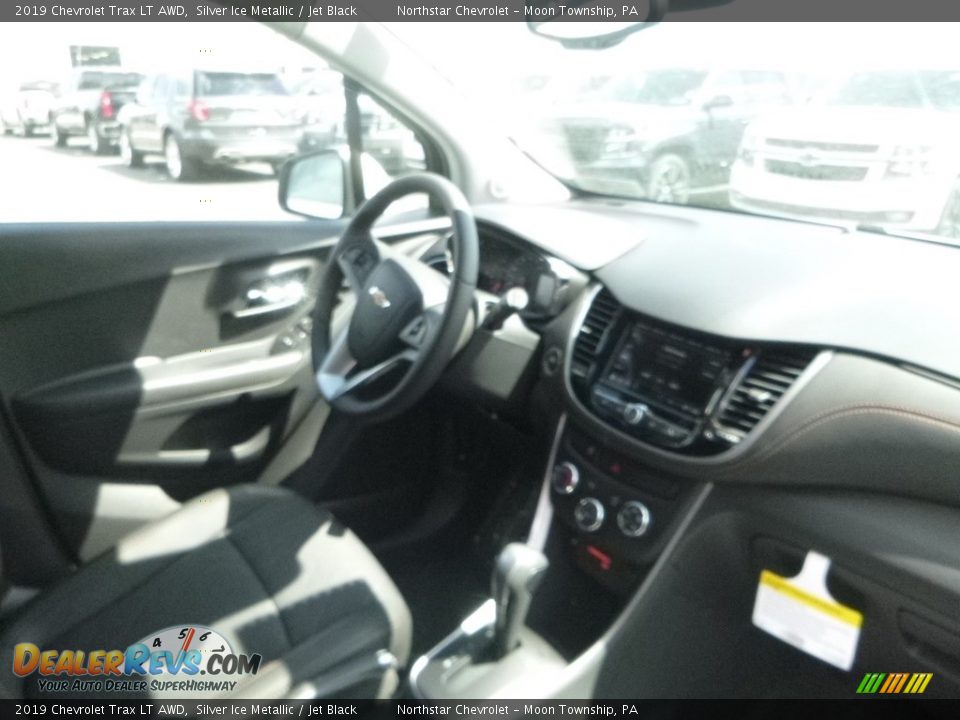 2019 Chevrolet Trax LT AWD Silver Ice Metallic / Jet Black Photo #10
