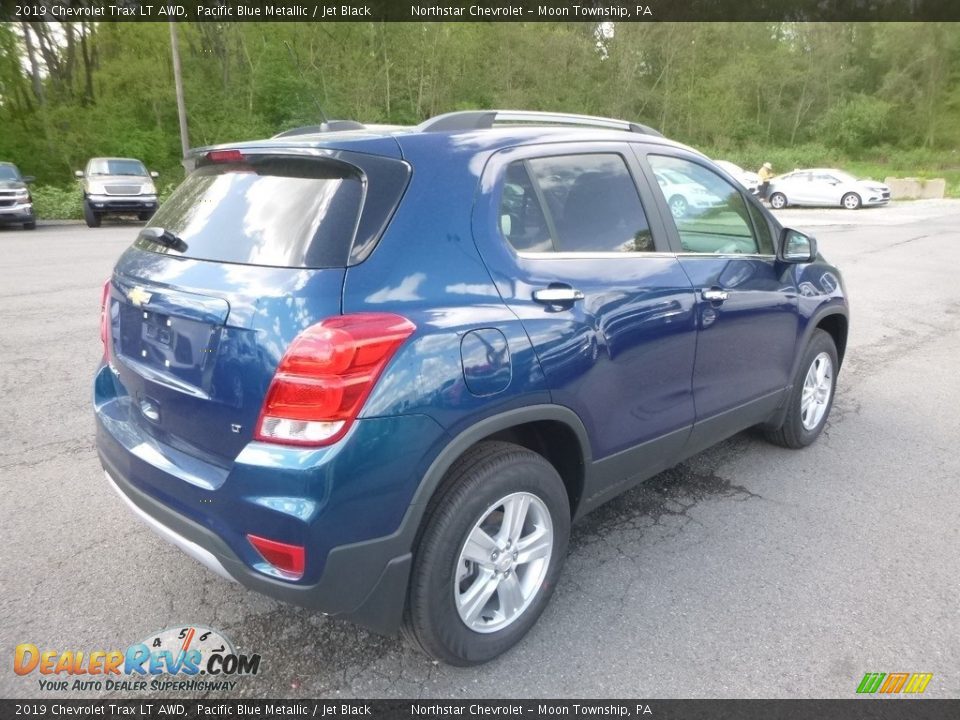 2019 Chevrolet Trax LT AWD Pacific Blue Metallic / Jet Black Photo #5