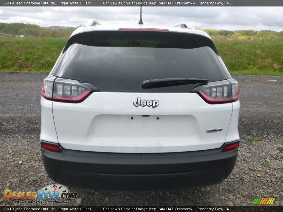 2019 Jeep Cherokee Latitude Bright White / Black Photo #5