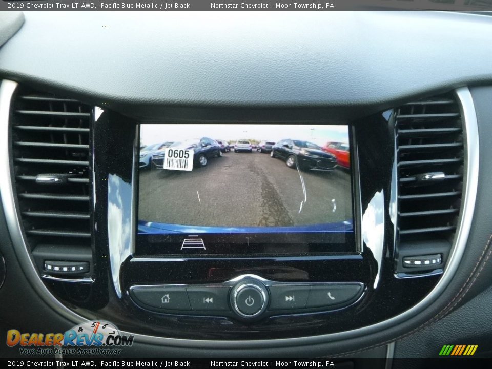 2019 Chevrolet Trax LT AWD Pacific Blue Metallic / Jet Black Photo #18