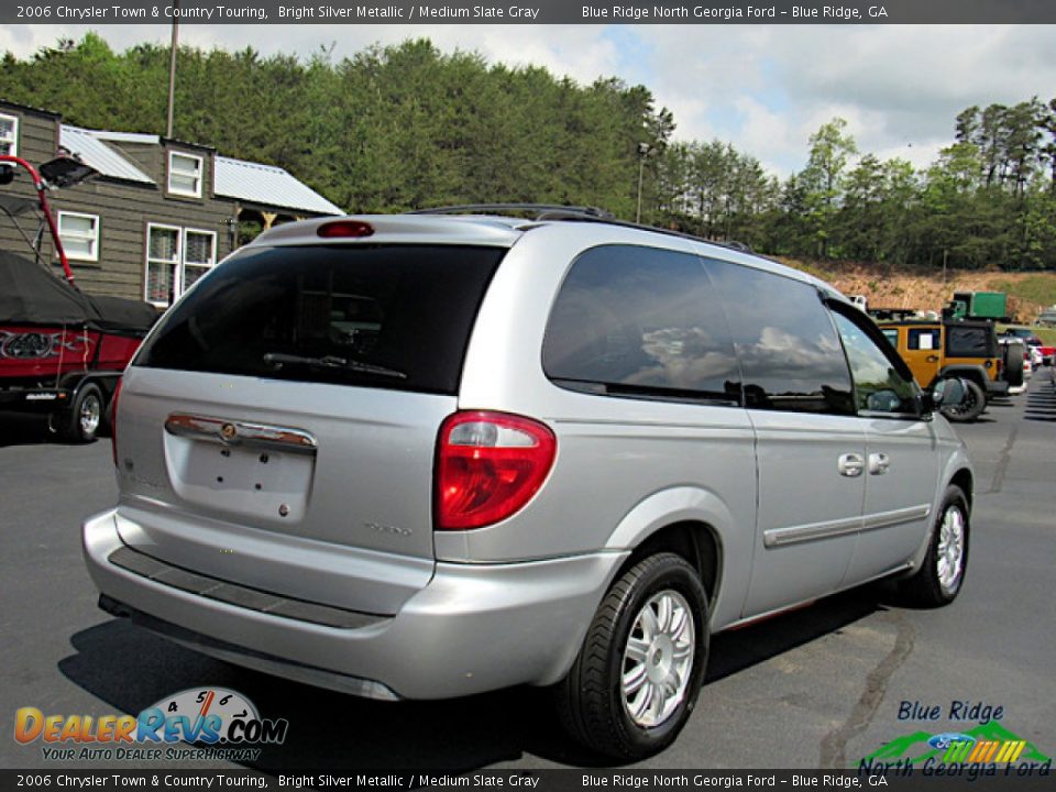 2006 Chrysler Town & Country Touring Bright Silver Metallic / Medium Slate Gray Photo #6