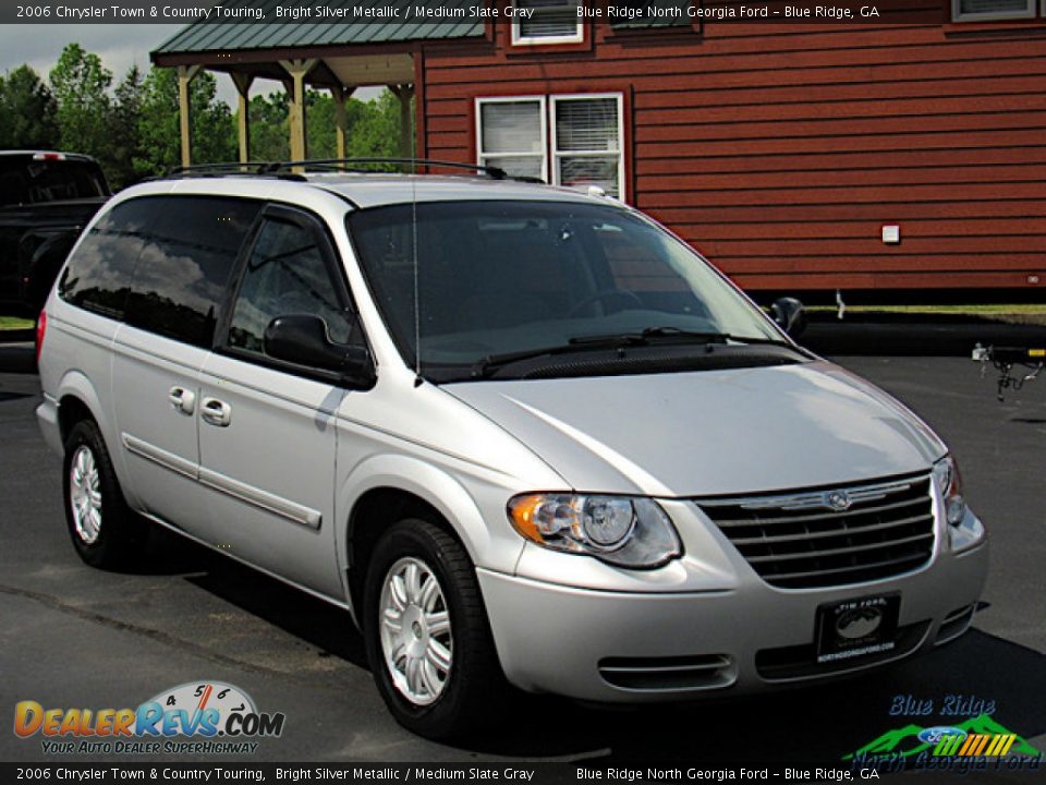 2006 Chrysler Town & Country Touring Bright Silver Metallic / Medium Slate Gray Photo #8