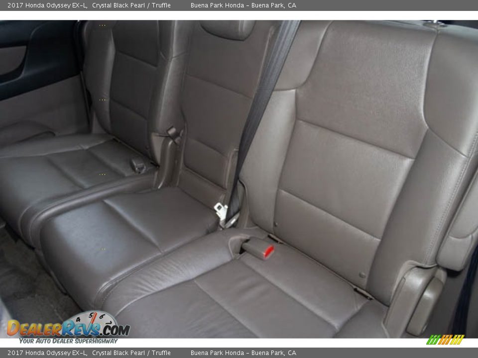2017 Honda Odyssey EX-L Crystal Black Pearl / Truffle Photo #18