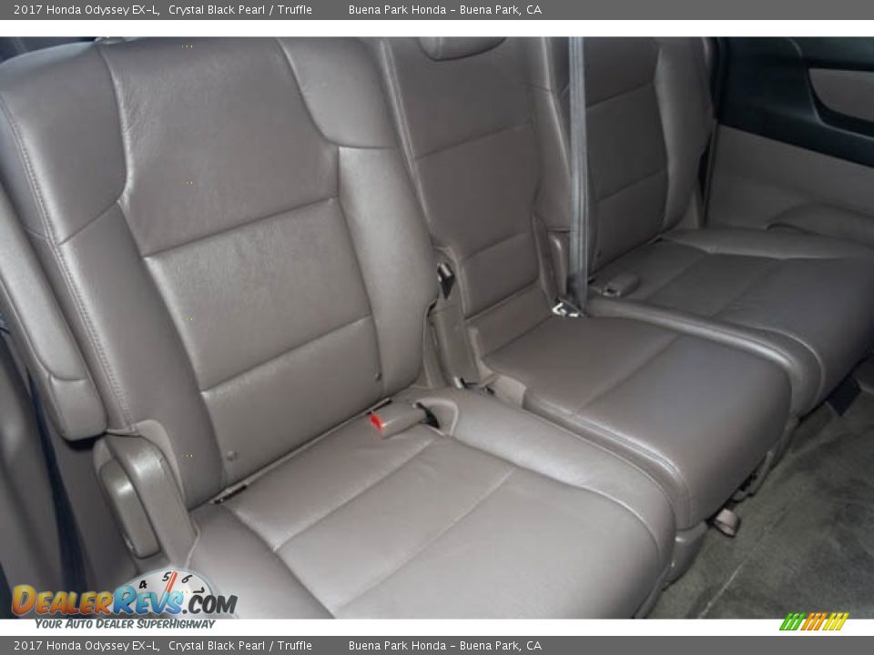 2017 Honda Odyssey EX-L Crystal Black Pearl / Truffle Photo #24