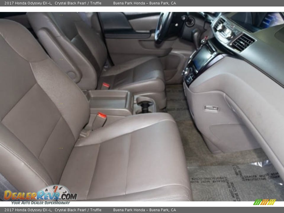 2017 Honda Odyssey EX-L Crystal Black Pearl / Truffle Photo #25