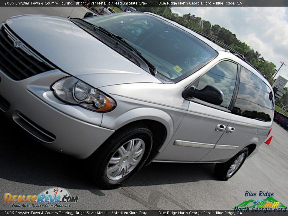 2006 Chrysler Town & Country Touring Bright Silver Metallic / Medium Slate Gray Photo #23