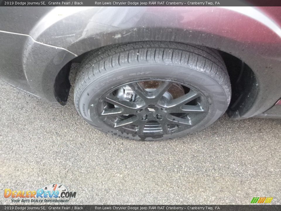 2019 Dodge Journey SE Granite Pearl / Black Photo #2