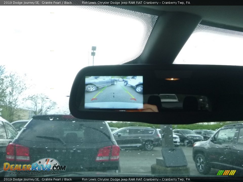 2019 Dodge Journey SE Granite Pearl / Black Photo #16