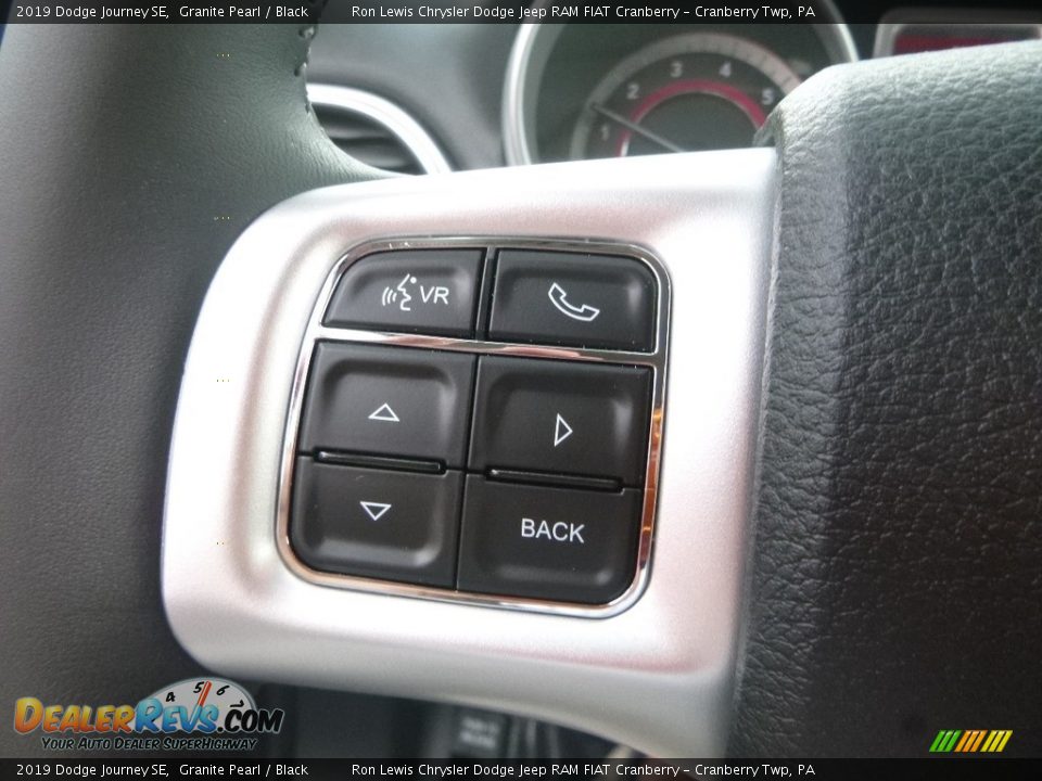 2019 Dodge Journey SE Granite Pearl / Black Photo #18