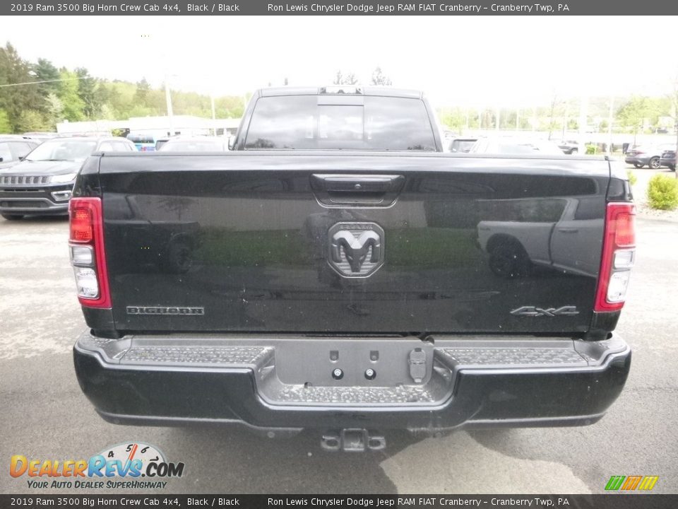 2019 Ram 3500 Big Horn Crew Cab 4x4 Black / Black Photo #5