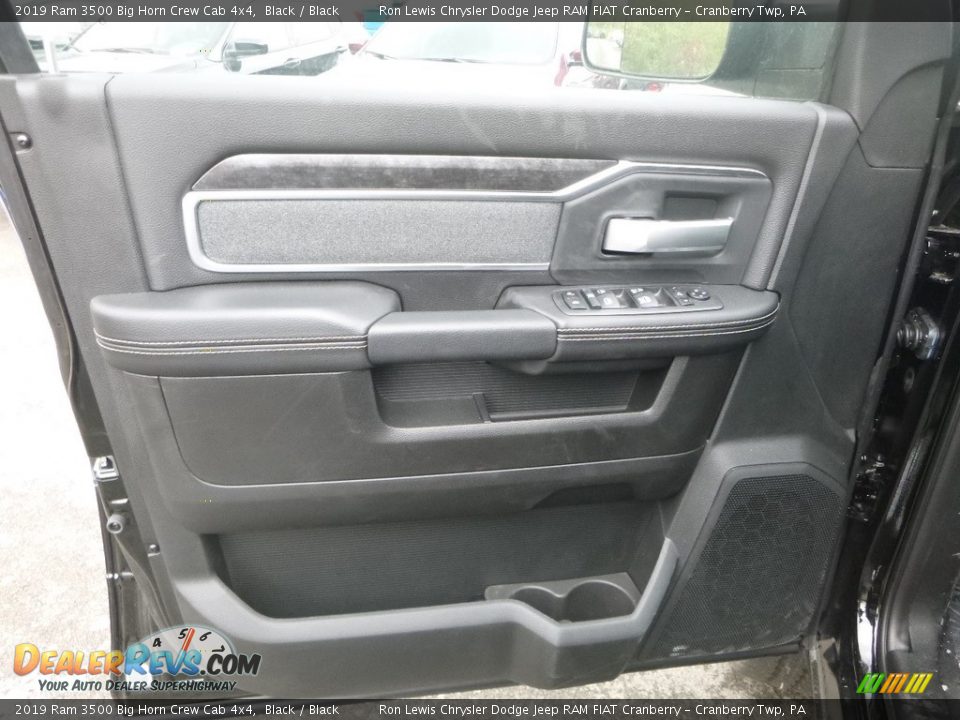 2019 Ram 3500 Big Horn Crew Cab 4x4 Black / Black Photo #15