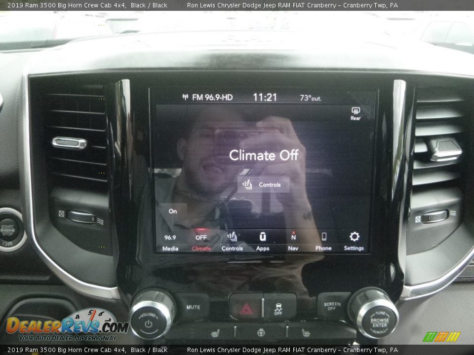 2019 Ram 3500 Big Horn Crew Cab 4x4 Black / Black Photo #17