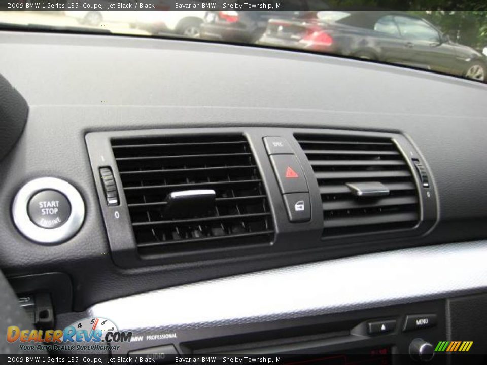 2009 BMW 1 Series 135i Coupe Jet Black / Black Photo #17
