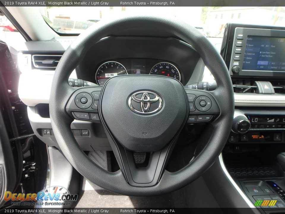 2019 Toyota RAV4 XLE Midnight Black Metallic / Light Gray Photo #13