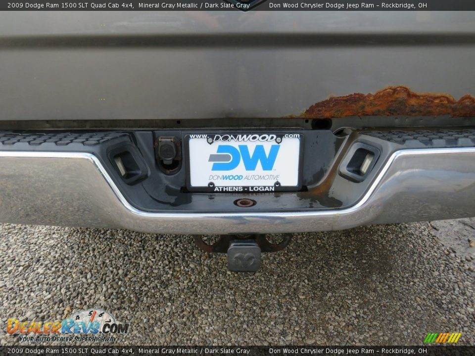 2009 Dodge Ram 1500 SLT Quad Cab 4x4 Mineral Gray Metallic / Dark Slate Gray Photo #12
