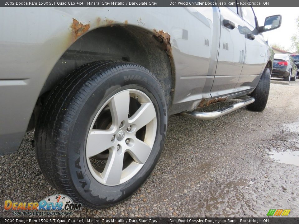 2009 Dodge Ram 1500 SLT Quad Cab 4x4 Mineral Gray Metallic / Dark Slate Gray Photo #14