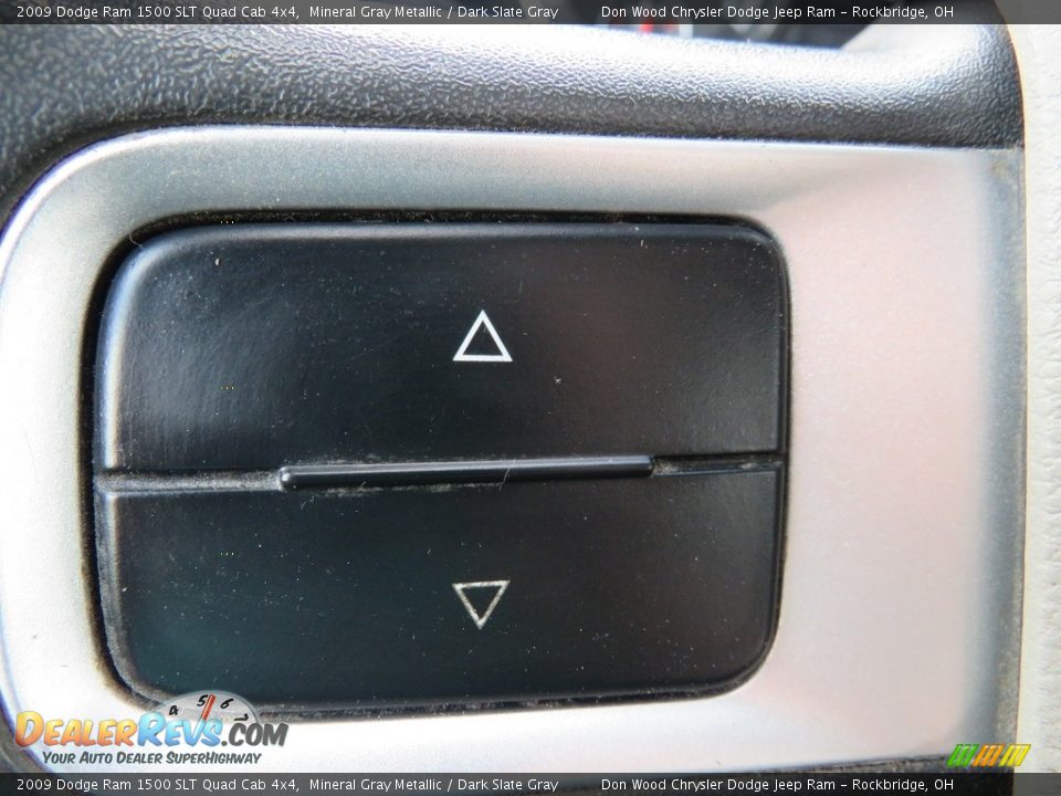 2009 Dodge Ram 1500 SLT Quad Cab 4x4 Mineral Gray Metallic / Dark Slate Gray Photo #21