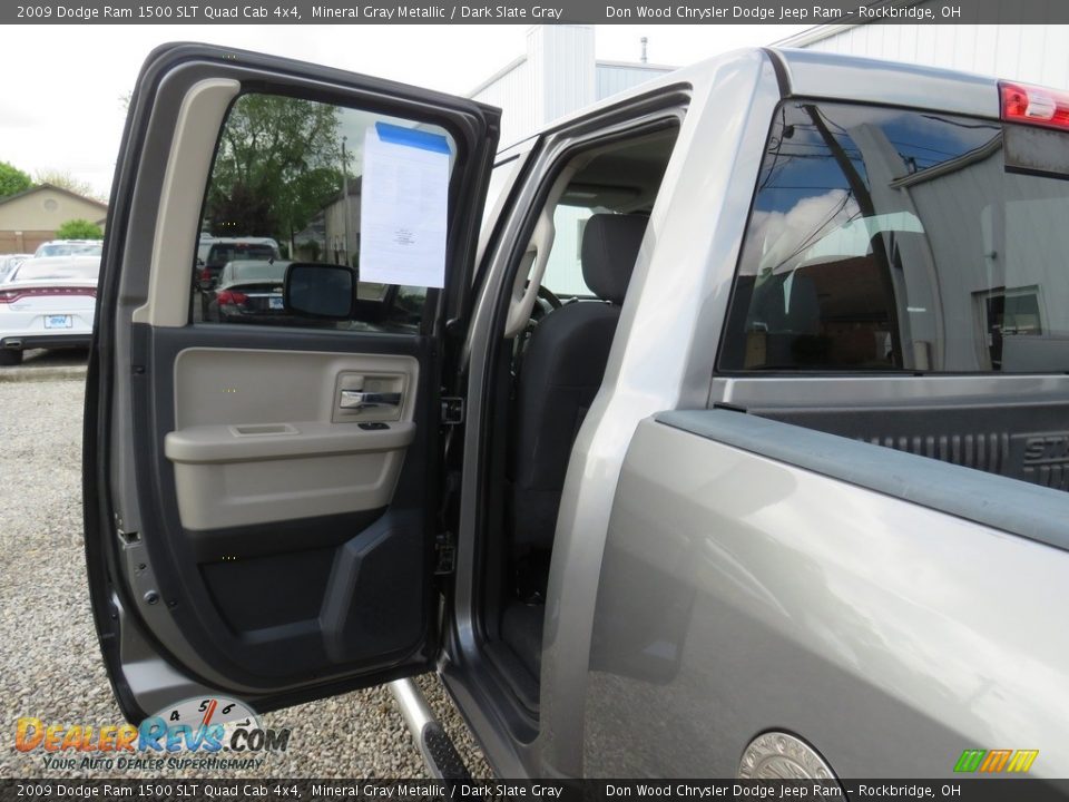 2009 Dodge Ram 1500 SLT Quad Cab 4x4 Mineral Gray Metallic / Dark Slate Gray Photo #28