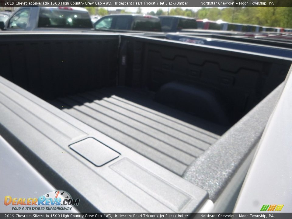 2019 Chevrolet Silverado 1500 High Country Crew Cab 4WD Iridescent Pearl Tricoat / Jet Black/Umber Photo #9